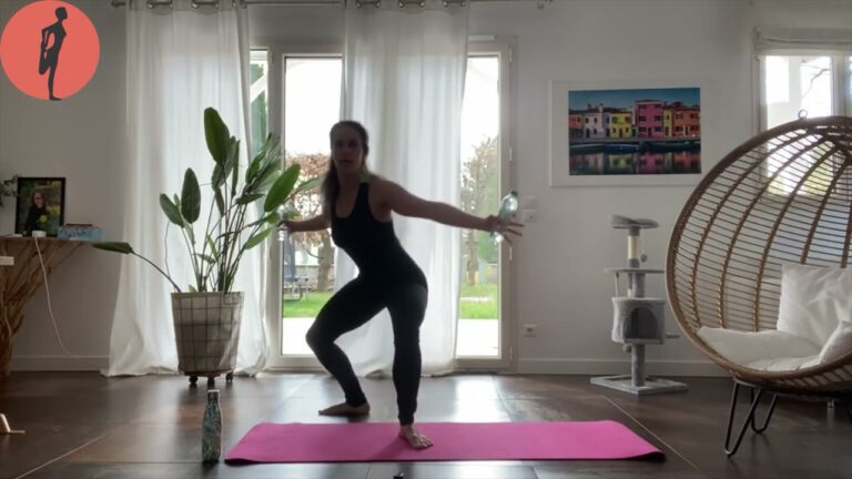 Bras & Abdos Brûlants : Séance de Pilates avec Bouteilles d&rsquo;Eau comme Haltères 💦💪